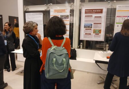 'Memória Migrante' e Rita Sampaio da Nóvoa (IHC) no ENCC 2025 © João Monteiro / IN2PAST