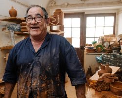 Mestre Xico Tarefa fotografado pelo projeto Arte Popular Portuguesa: de Ana a Zé © Bruno Oliveira / Arte Popular Portuguesa (agosto 2020)